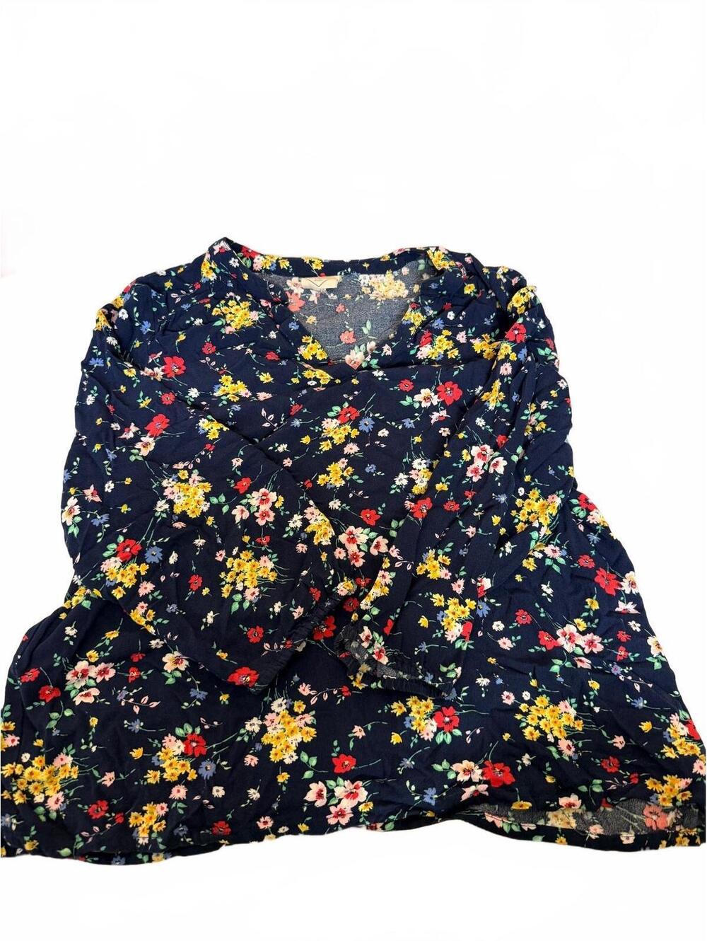 St. John's Bay Women's Navy Blue Floral Long Sleeve Top